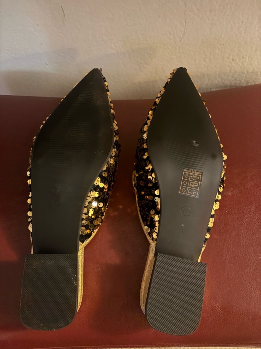 Gold Sequin Pointed Mule Flats - Women's - Picture 2 of 4